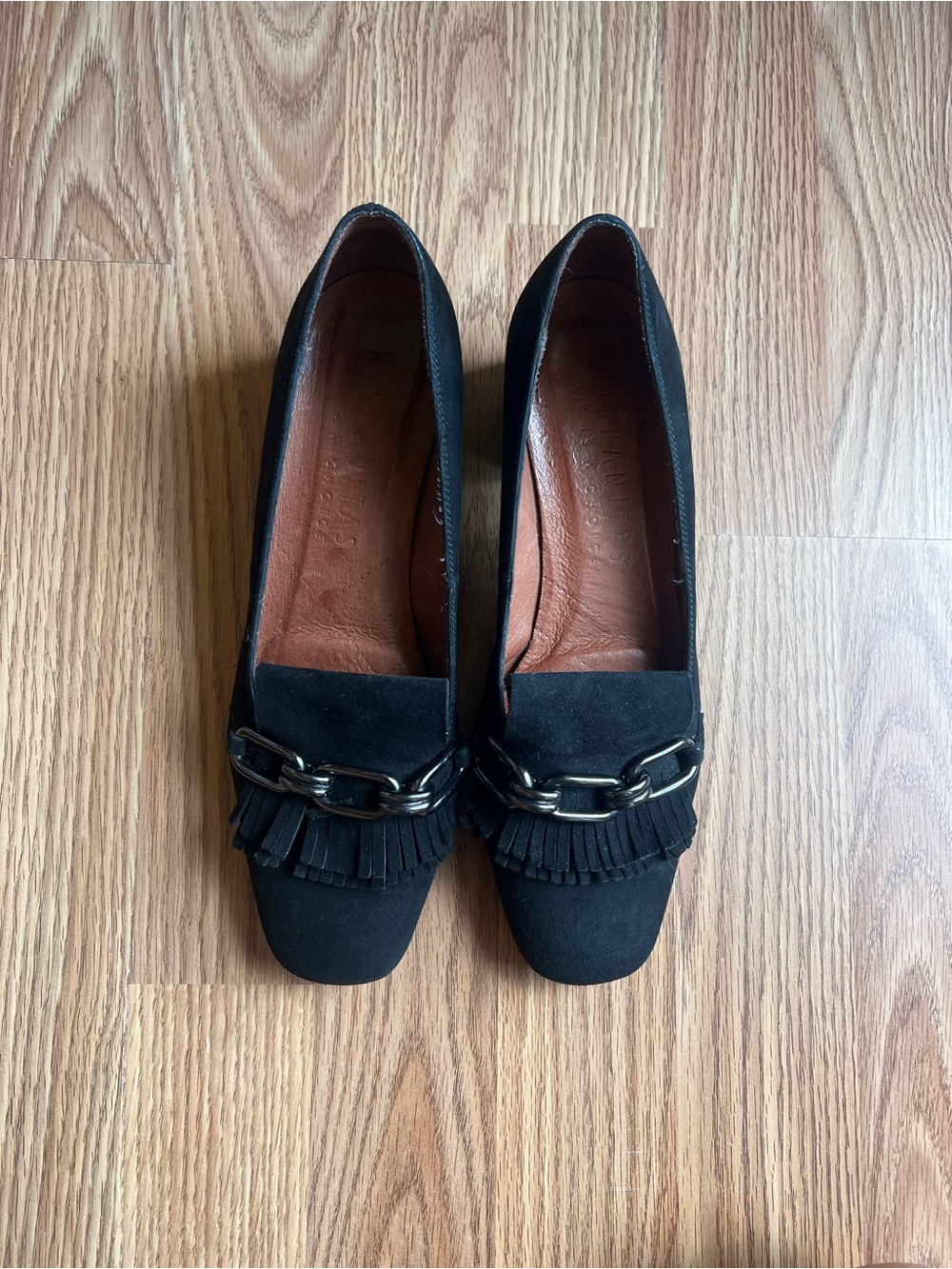 Anthropologie Hispanitas Pandora black suede loafer chain detail & block heel 38